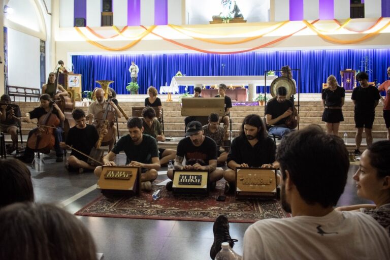 El Sindicato del Drone. Valiant Negro Recs