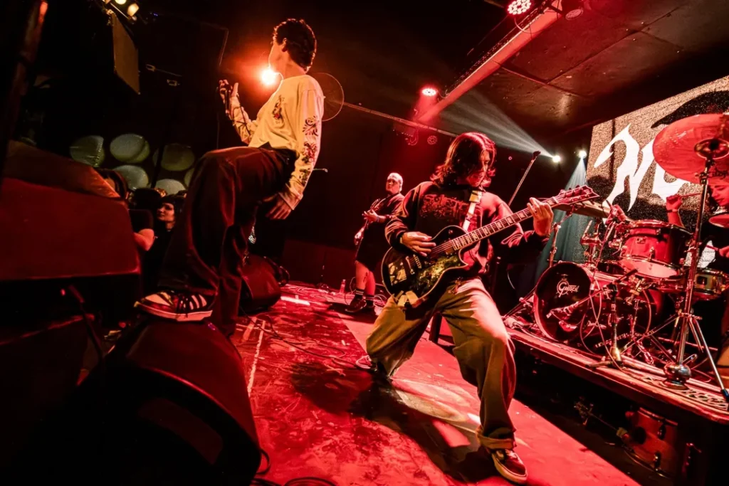 Neokira. Foto @elojodeabril