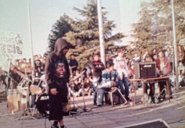 primer show de AMC en la Plaza Libertad de Rosario